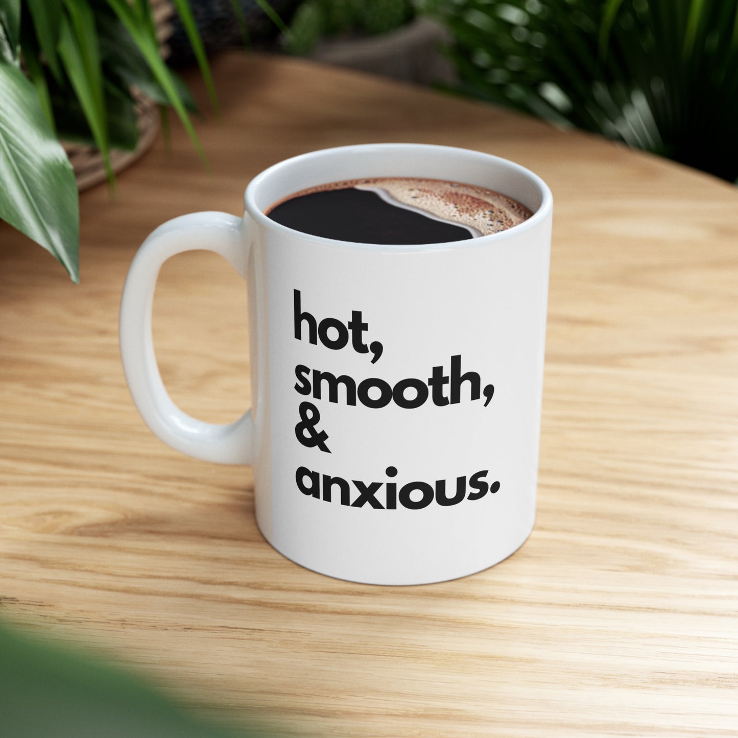Taza caliente, suave y ansiosa